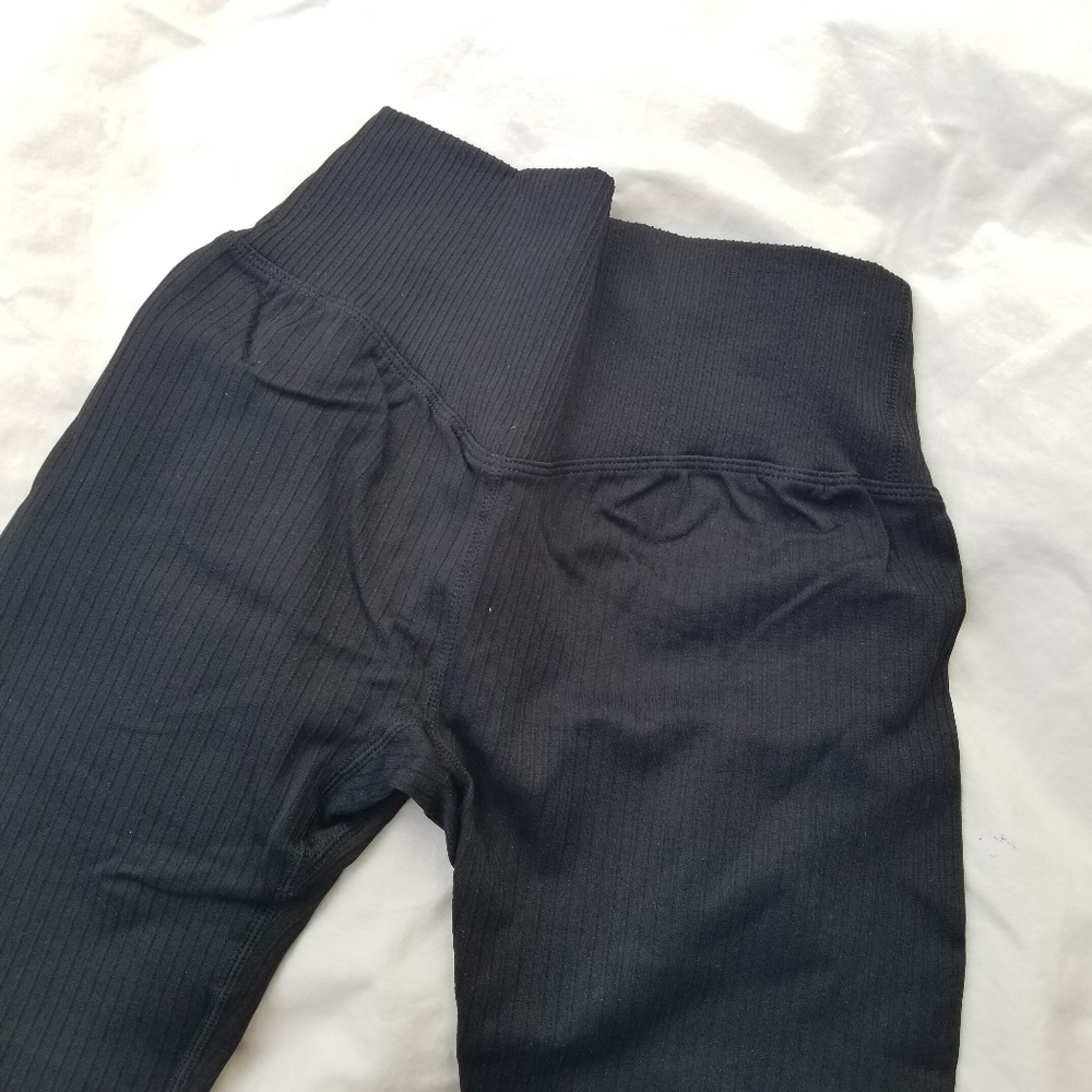 Activewear Set - Picture 6 of 8